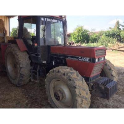 Case IH 1056XL