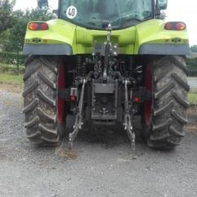 Claas Arion 530