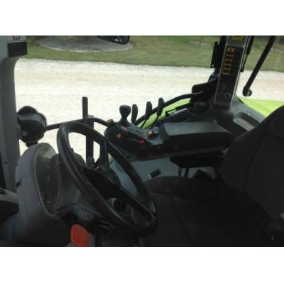 Claas ARION 520CIS