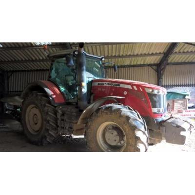 Massey Ferguson MF8670 TRACTOR