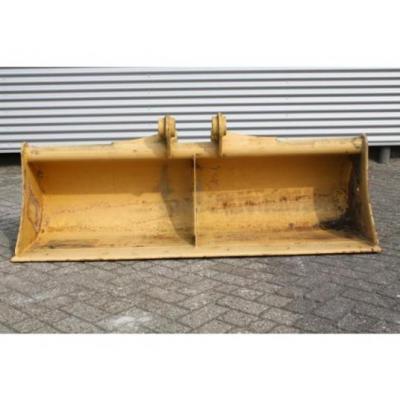 Cat Ditch Cleaning Bucket DC 2 1524 0.28