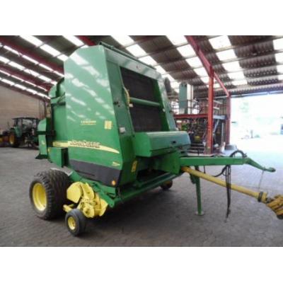 John Deere 592