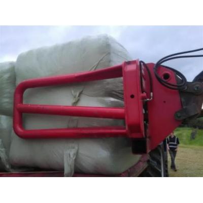 Hall Hall Wrapped Big Bale squeeze