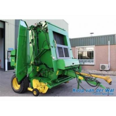 John Deere  592 Baler