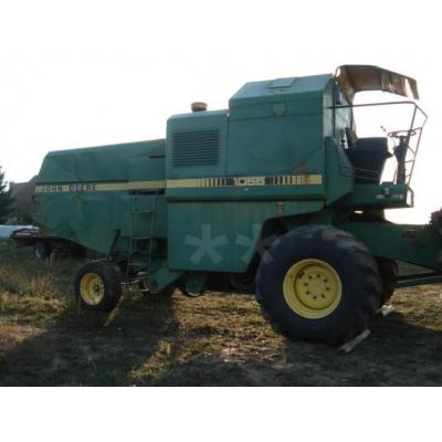 John Deere 1055