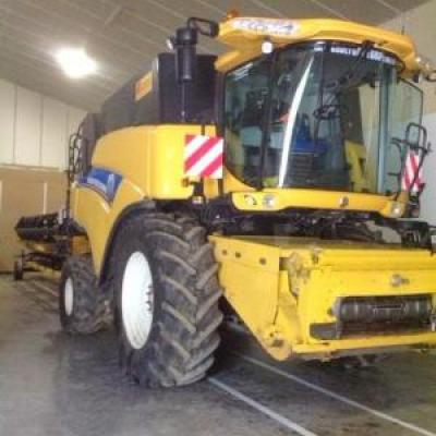 New Holland CR 9090