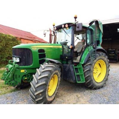 John Deere 6530