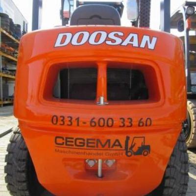 Doosan D30S-5