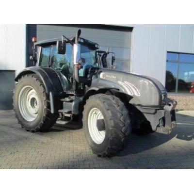 Valtra T202 D