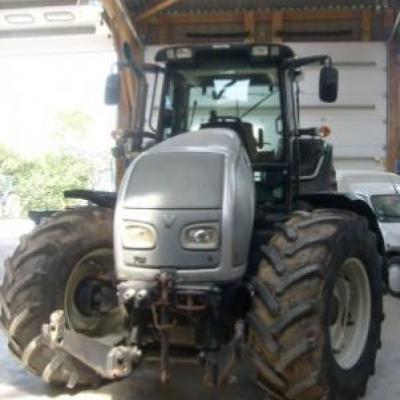 Valtra T121H