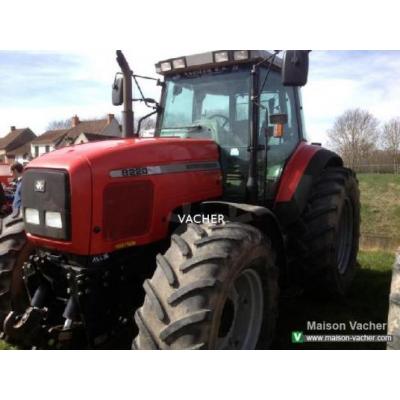 Massey Ferguson 8220 DYNASHIFT