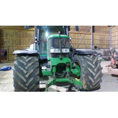 John Deere 6920