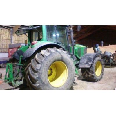 John Deere 6920