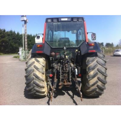 Valtra
                     TRACTEUR VALTRA 8550