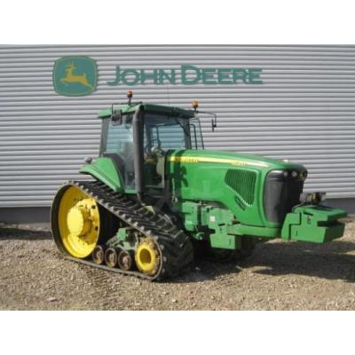John Deere
                     8520 T