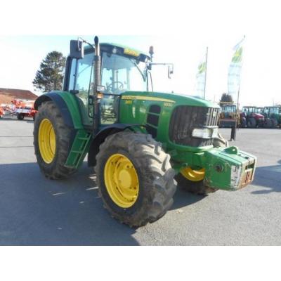 John Deere
                     6830