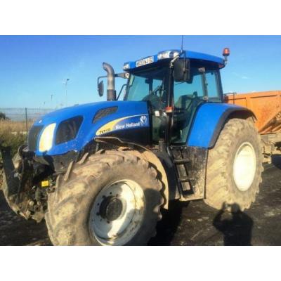 New Holland
                     TVT135