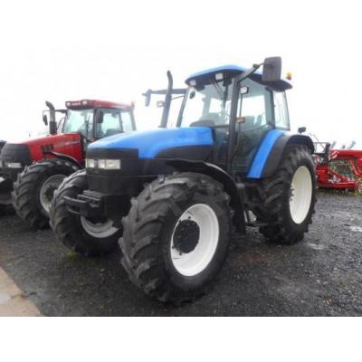 New Holland
                     TM155