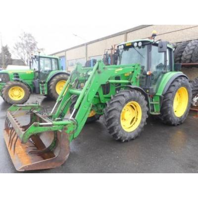 John Deere
                     6330 PREMIUM