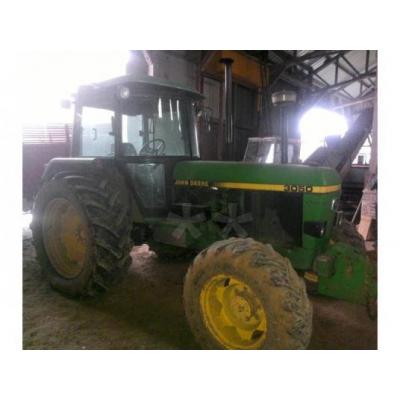 John Deere
                     3050 SG2