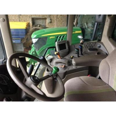 John Deere
                     7430 PREMIUM