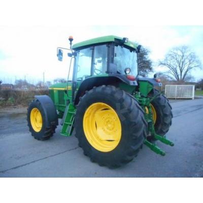 John Deere
                     6610 SE