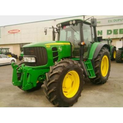 John Deere
                     6930