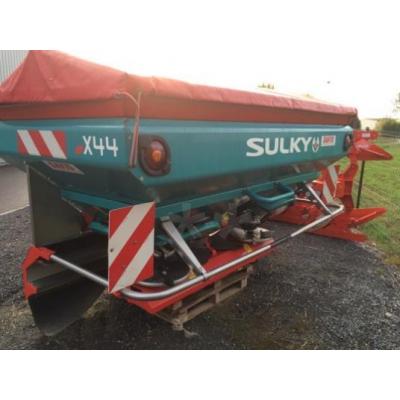 Sulky
                     X44