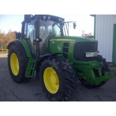 John Deere
                     6930 PREM