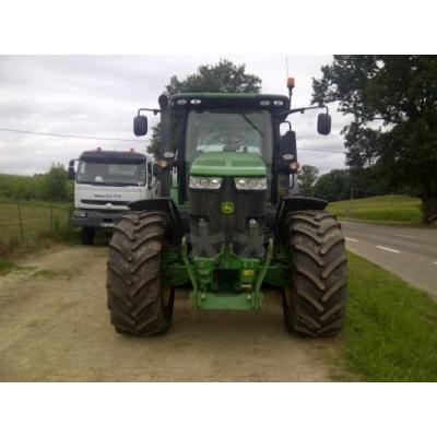 John Deere
                     7280R