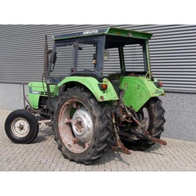 Deutz-Fahr
                     D6207E