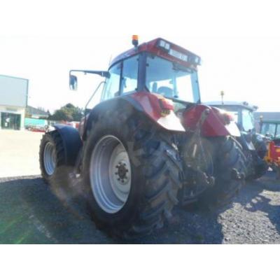 Case IH
                     CVX150