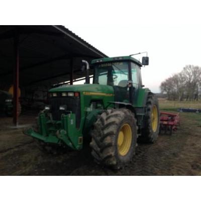 John Deere
                     8100