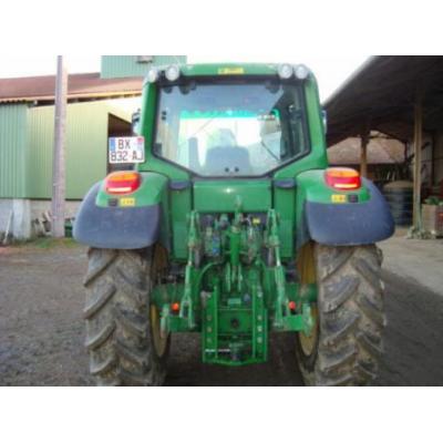 John Deere
                     6230