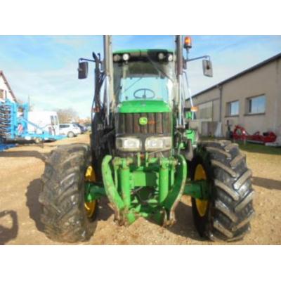 John Deere
                     6320