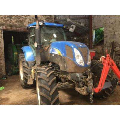 New Holland
                     T6070