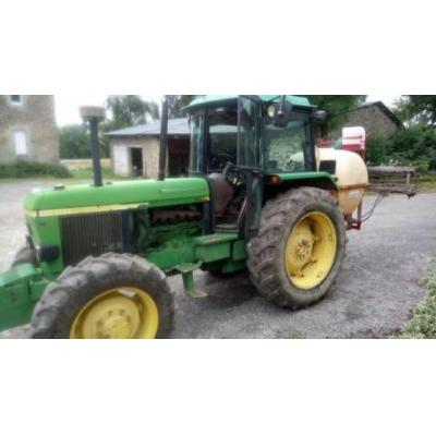 John Deere 3050