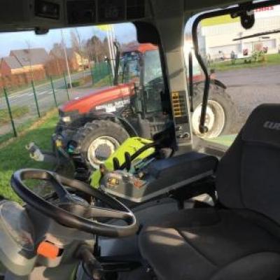 Claas Arion 520 cis